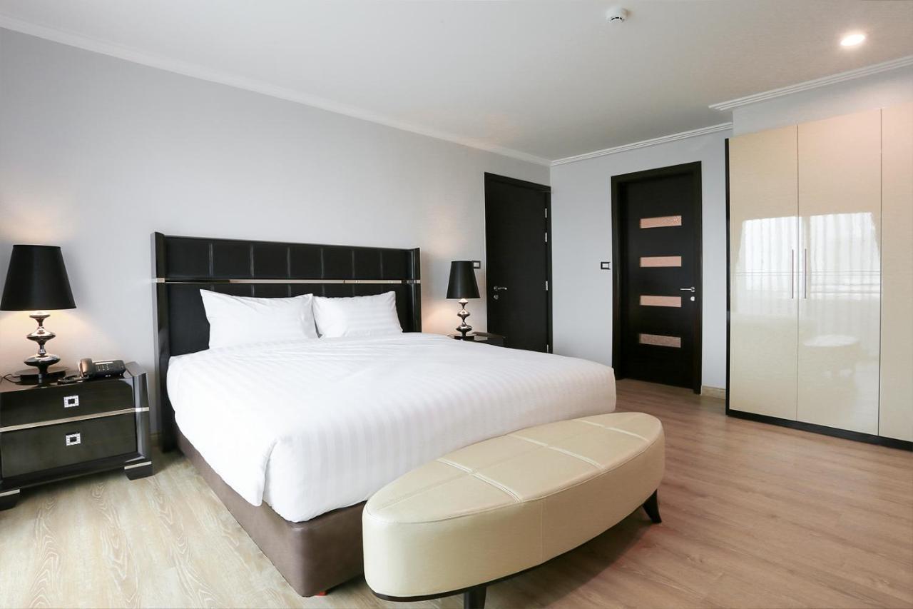 Sirin Exclusive Hotel And Residence Pattaya Exteriör bild