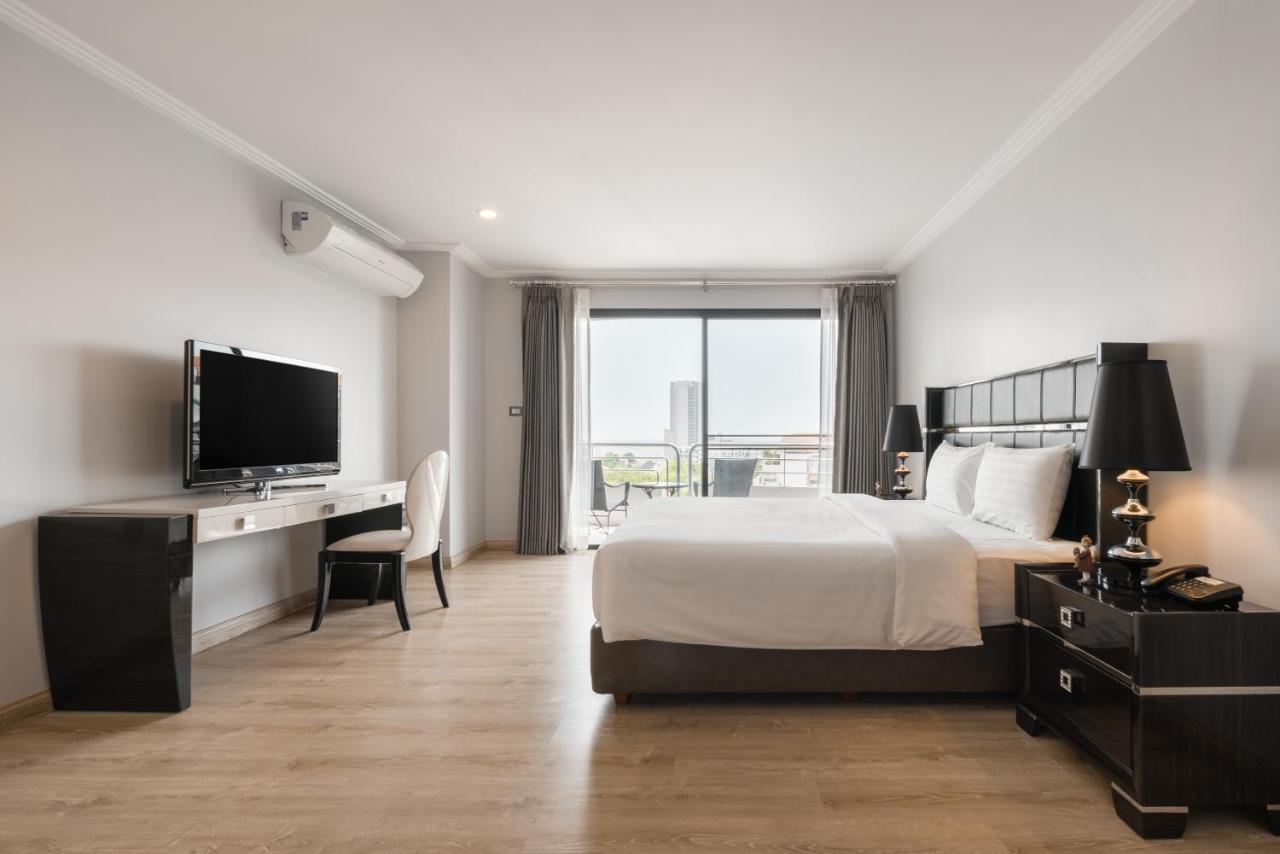 Sirin Exclusive Hotel And Residence Pattaya Exteriör bild
