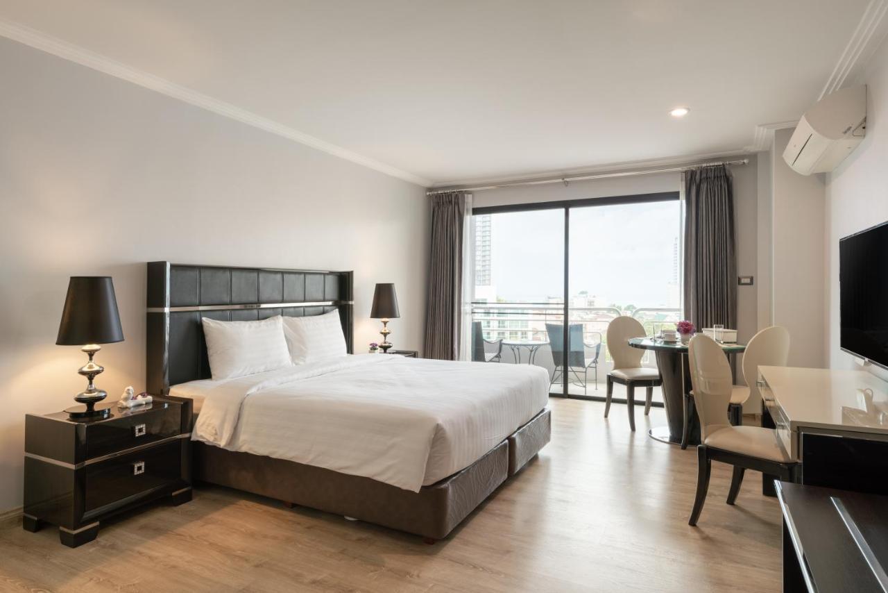 Sirin Exclusive Hotel And Residence Pattaya Exteriör bild