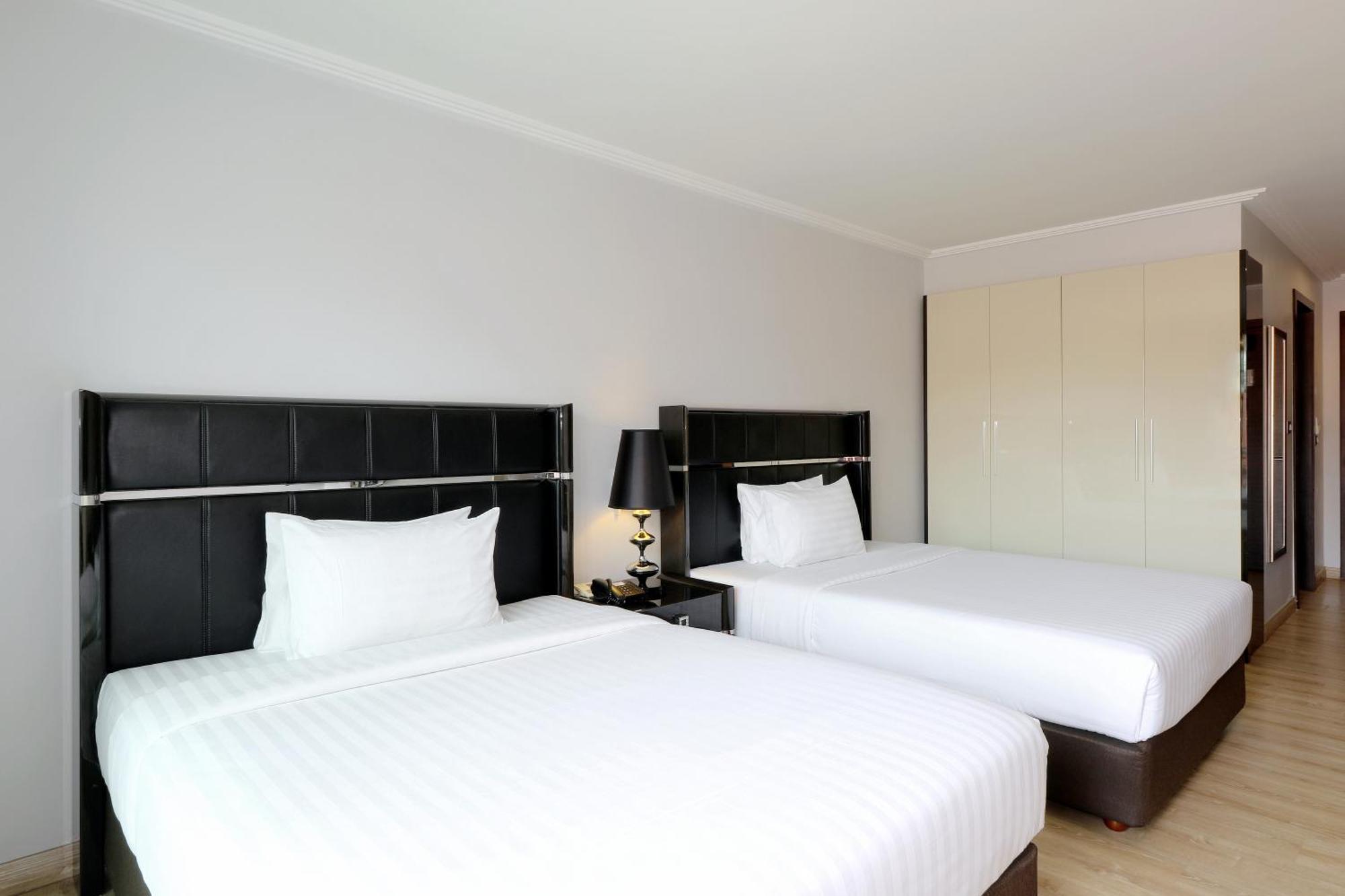 Sirin Exclusive Hotel And Residence Pattaya Exteriör bild